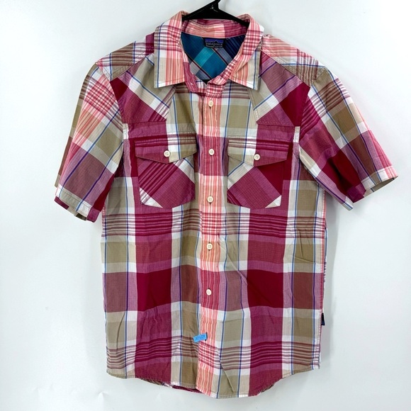 Patagonia ShortSleeve Button Down Shirt - Picture 1 of 7
